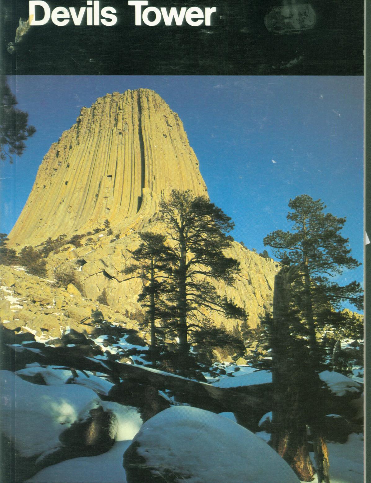 DEVILS TOWER (WY). 